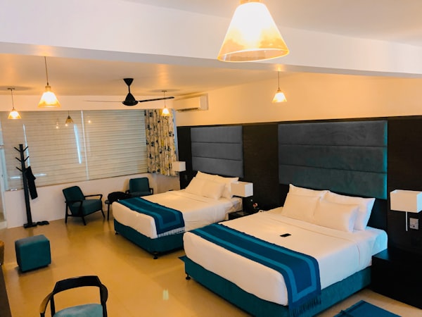 Honeymoon Suite